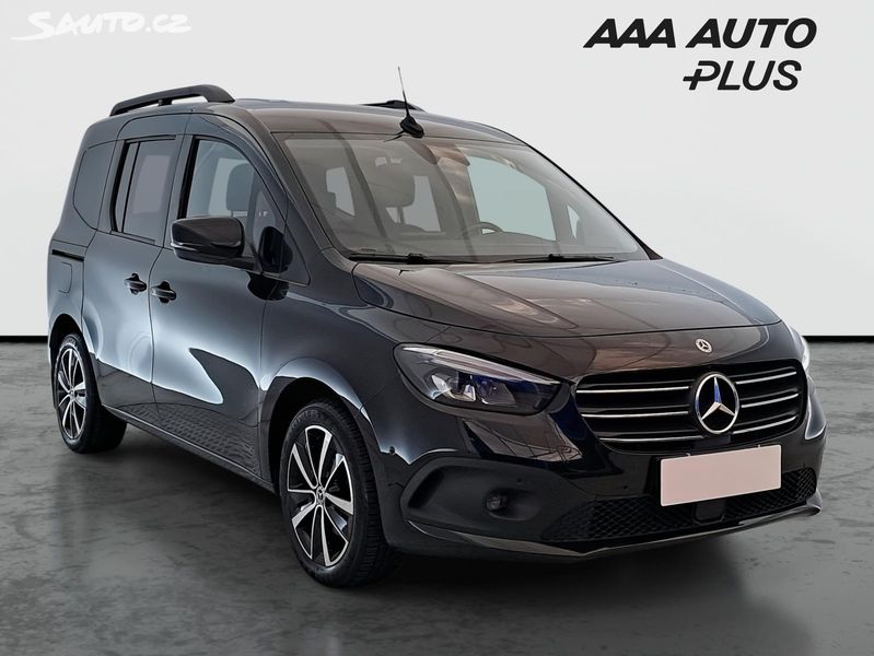 Mercedes-Benz Třidy T, T 180 d, Progressive, 5Míst